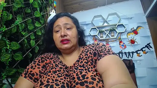 TistMature online show from 10/27/25, 01:37