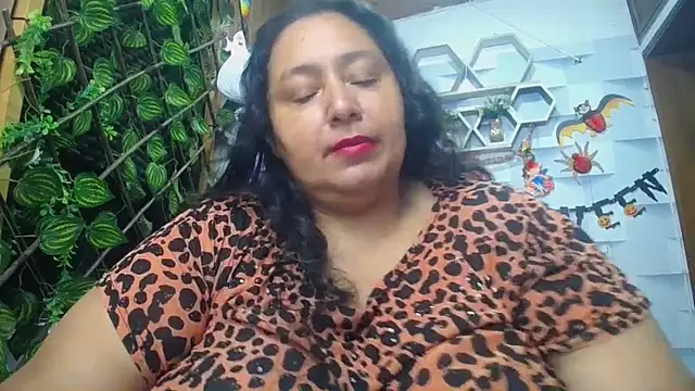 TistMature online show from 11/05/25, 01:11