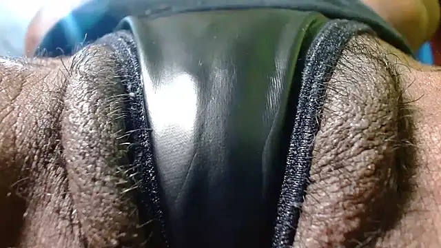 bethanywilson 23 online show from 10/22/25, 12:49