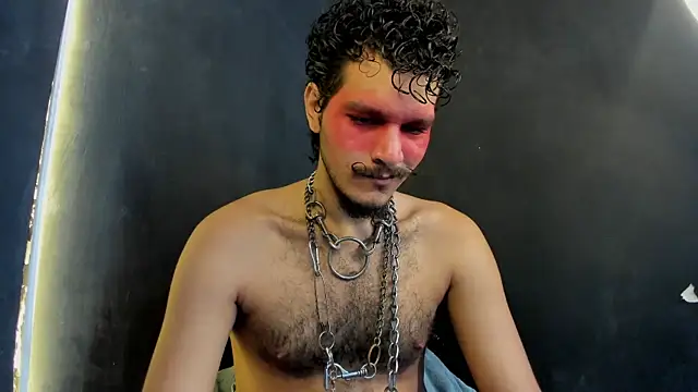 Snapshot of die_mond chatting on 12/16/25, 04:34 die mond online show from 12/16/25, 04:34