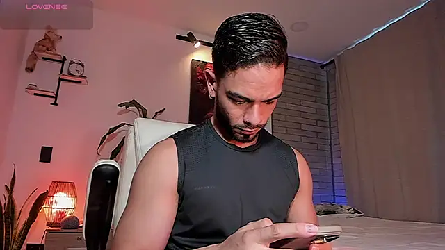 Josseph1  online show from 07/14/26, 10:48