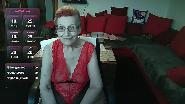 HeisseomaOriginal online show from 12/22/24, 11:33
