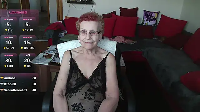 HeisseomaOriginal online show from 12/27/24, 11:17