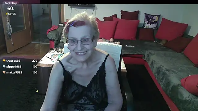 HeisseomaOriginal online show from 01/05/25, 02:41