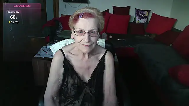 HeisseomaOriginal online show from 01/14/25, 08:20