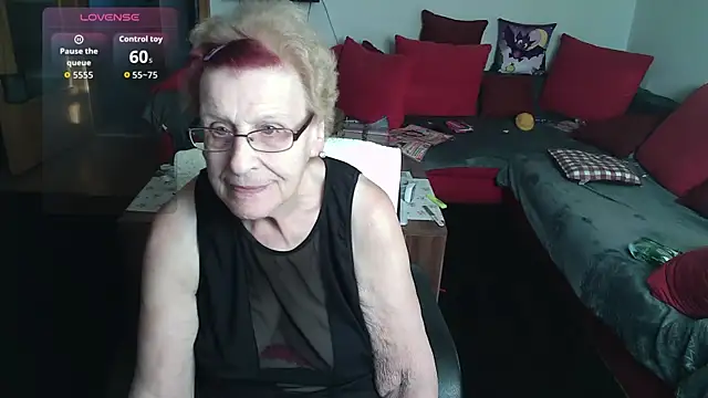 HeisseomaOriginal online show from 10/01/25, 07:14