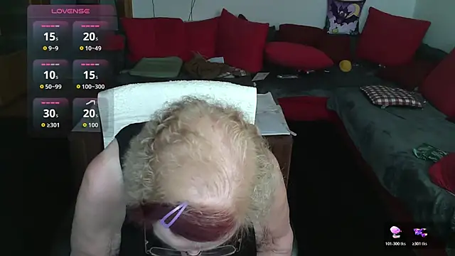 Snapshot of HeisseomaOriginal chatting on 11/06/25, 08:26 HeisseomaOriginal online show from 11/06/25, 08:26