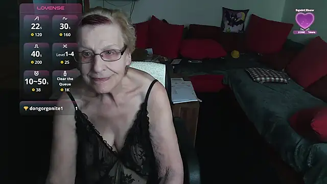 Snapshot of HeisseomaOriginal chatting on 11/12/25, 08:04 HeisseomaOriginal online show from 11/12/25, 08:04