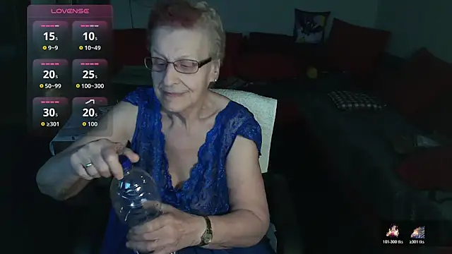 Snapshot of HeisseomaOriginal chatting on 11/26/25, 08:15 HeisseomaOriginal online show from 11/26/25, 08:15