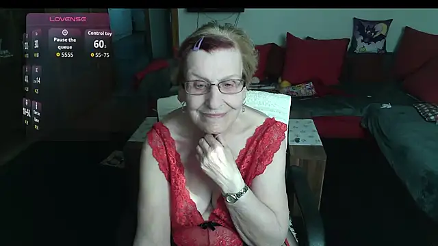 HeisseomaOriginal online show from 03/23/26, 08:18