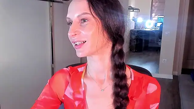 Mila Anders online show from 05/25/26, 04:51
