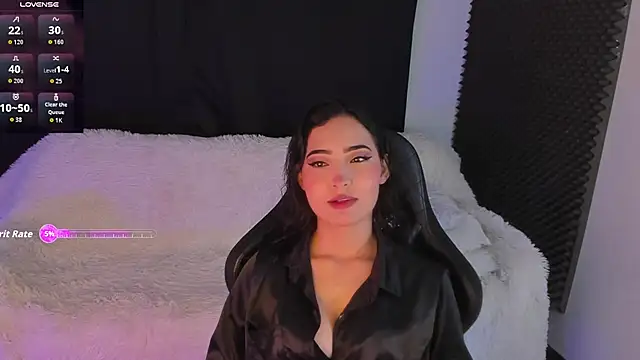 Snapshot of rosario215B chatting on 11/28/25, 03:53 rosario215B online show from 11/28/25, 03:53