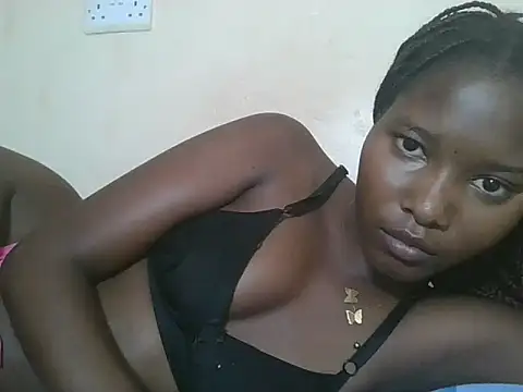 Snapshot of sexyjanett chatting on 10/22/25, 10:15 sexyjanett online show from 10/22/25, 10:15