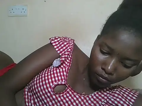 Snapshot of sexyjanett chatting on 11/12/25, 03:34 sexyjanett online show from 11/12/25, 03:34