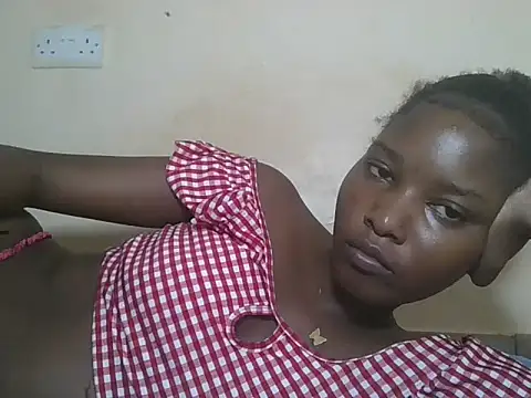 Snapshot of sexyjanett chatting on 11/23/25, 05:13 sexyjanett online show from 11/23/25, 05:13