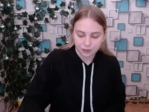 Snapshot of klerkarina chatting on 12/08/24, 06:33 klerkarina online show from 12/08/24, 06:33