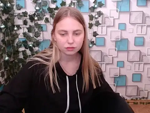 Snapshot of klerkarina chatting on 12/08/24, 09:35 klerkarina online show from 12/08/24, 09:35