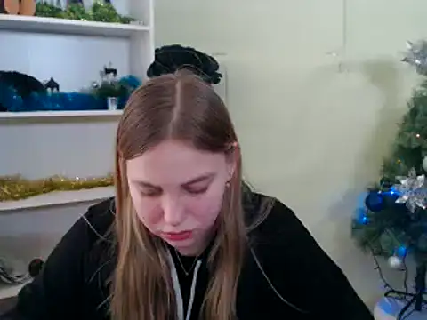 Snapshot of klerkarina chatting on 12/26/24, 09:01 klerkarina online show from 12/26/24, 09:01