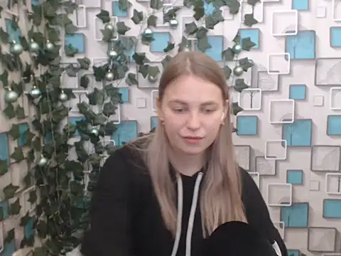 Snapshot of klerkarina chatting on 01/09/25, 08:45 klerkarina online show from 01/09/25, 08:45