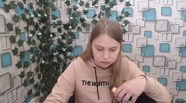 Snapshot of klerkarina chatting on 01/21/25, 06:43 klerkarina online show from 01/21/25, 06:43