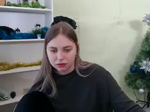 Snapshot of klerkarina chatting on 02/02/25, 08:57 klerkarina online show from 02/02/25, 08:57