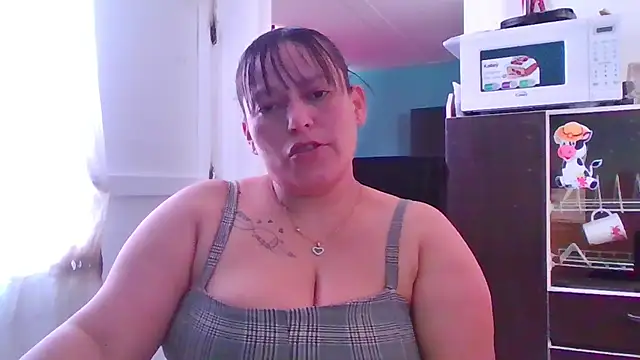 Diana Lozano online show from 06/11/26, 03:32