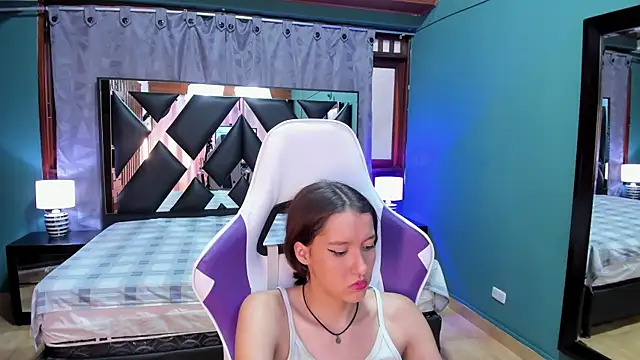 Linda4Petite online show from 12/03/24, 09:34