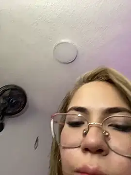NatashaCruz- online show from 12/19/24, 09:38