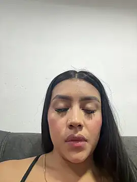 CameronCollins  online show from 12/10/24, 01:54