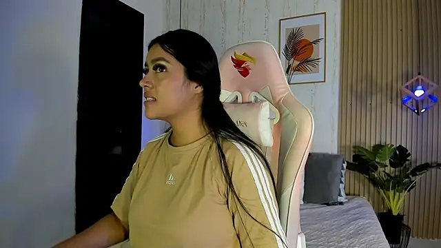 Snapshot of CameronCollins_ chatting on 11/10/25, 08:41 CameronCollins online show from 11/10/25, 08:41