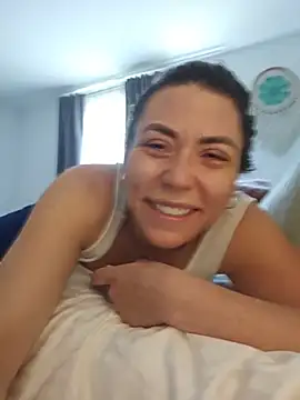 Ellie-L-Elizabeth online show from 06/25/26, 03:38