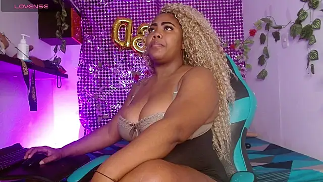 niawk  online show from 10/17/25, 01:14