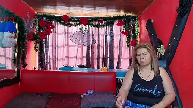 lesbiancuple online show from 01/04/25, 01:42