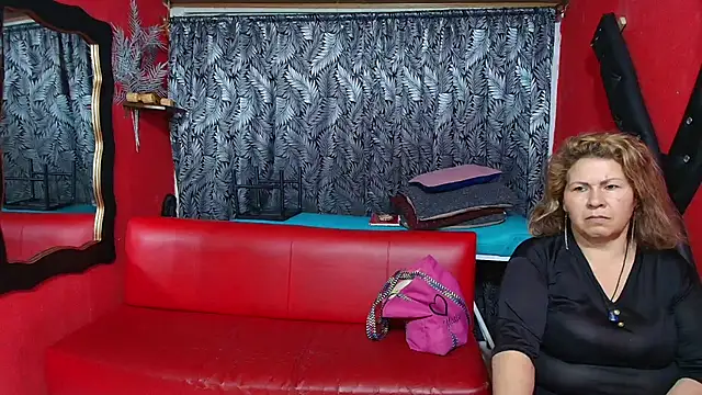 lesbiancuple online show from 01/30/25, 12:18
