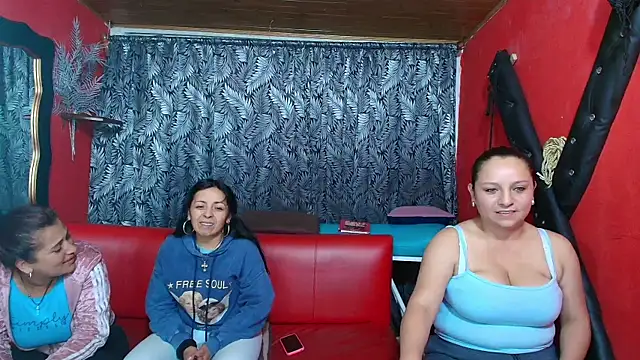 lesbiancuple online show from 02/06/25, 12:43