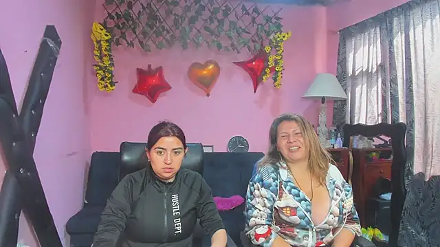 Snapshot of lesbiancuple chatting on 02/17/26, 02:57 lesbiancuple online show from 02/17/26, 02:57
