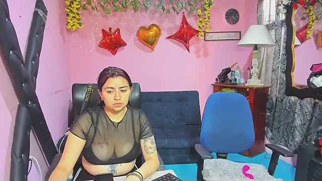 Snapshot of lesbiancuple chatting on 02/21/26, 11:55 lesbiancuple online show from 02/21/26, 11:55