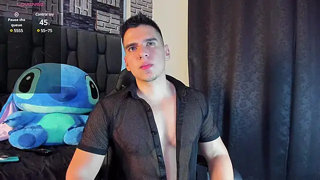 leyton flex online show from 03/17/25, 11:54