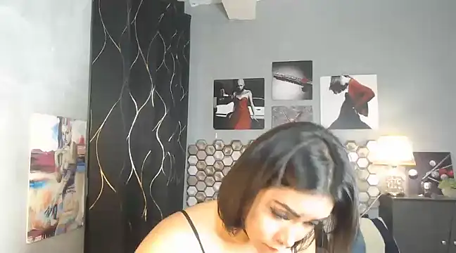 Snapshot of Hot_Metallica69 chatting on 02/05/25, 12:27 Hot Metallica69 online show from 02/05/25, 12:27