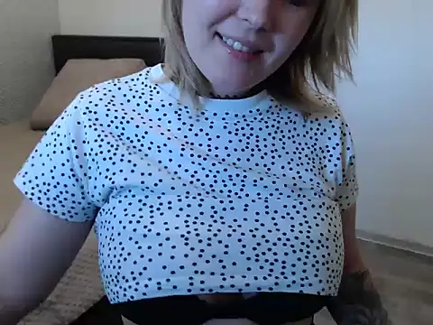 leeilawow online show from 05/21/26, 06:20