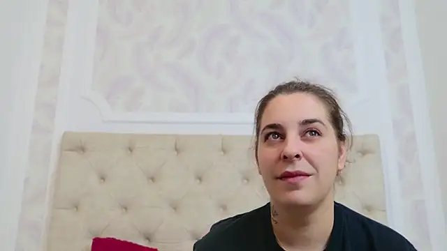 KarinaNoir online show from 12/24/24, 02:21