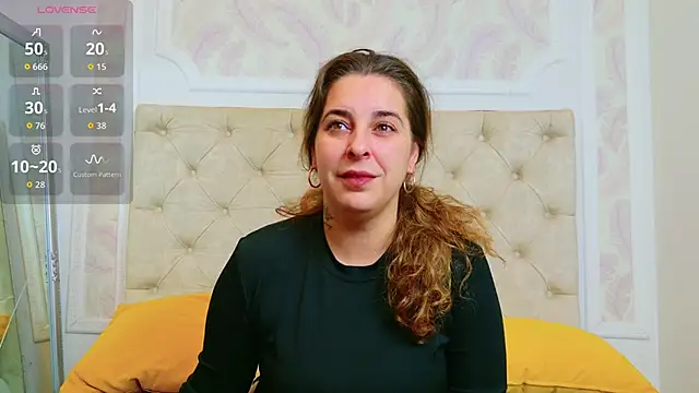 KarinaNoir online show from 10/24/25, 03:03