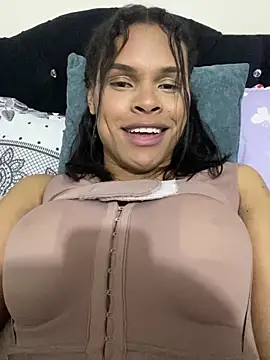 Snapshot of _diamondpamela chatting on 03/25/26, 08:37 diamondpamela online show from 03/25/26, 08:37
