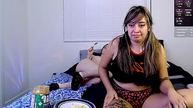 AriannaPena online show from 12/02/24, 07:25