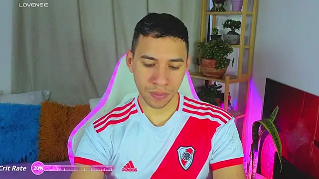 Snapshot of petter_coleman_ chatting on 10/18/25, 04:52 petter coleman  online show from 10/18/25, 04:52