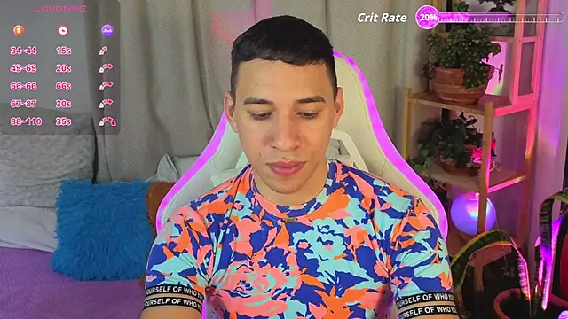 Snapshot of petter_coleman_ chatting on 10/19/25, 06:14 petter coleman  online show from 10/19/25, 06:14