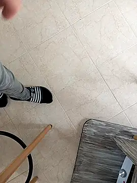 mickzizi online show from 03/10/25, 08:15