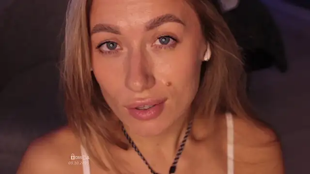 Blondie Bunny online show from 11/03/25, 04:03