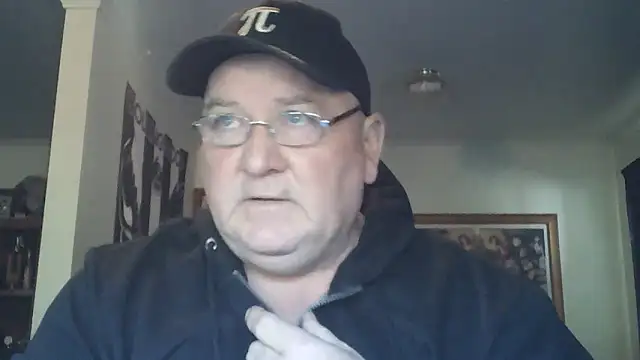 Snapshot of HOTANAL chatting on 09/13/25, 11:37 HOTANAL online show from 09/13/25, 11:37