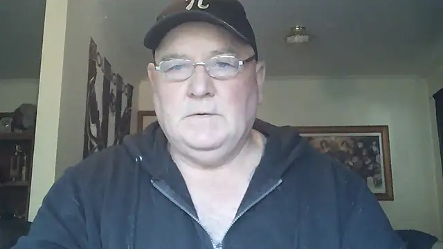 Snapshot of HOTANAL chatting on 09/17/25, 10:55 HOTANAL online show from 09/17/25, 10:55